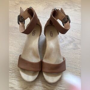 UGG Women's Camel Color Ankle-Strap Sandals 5.5